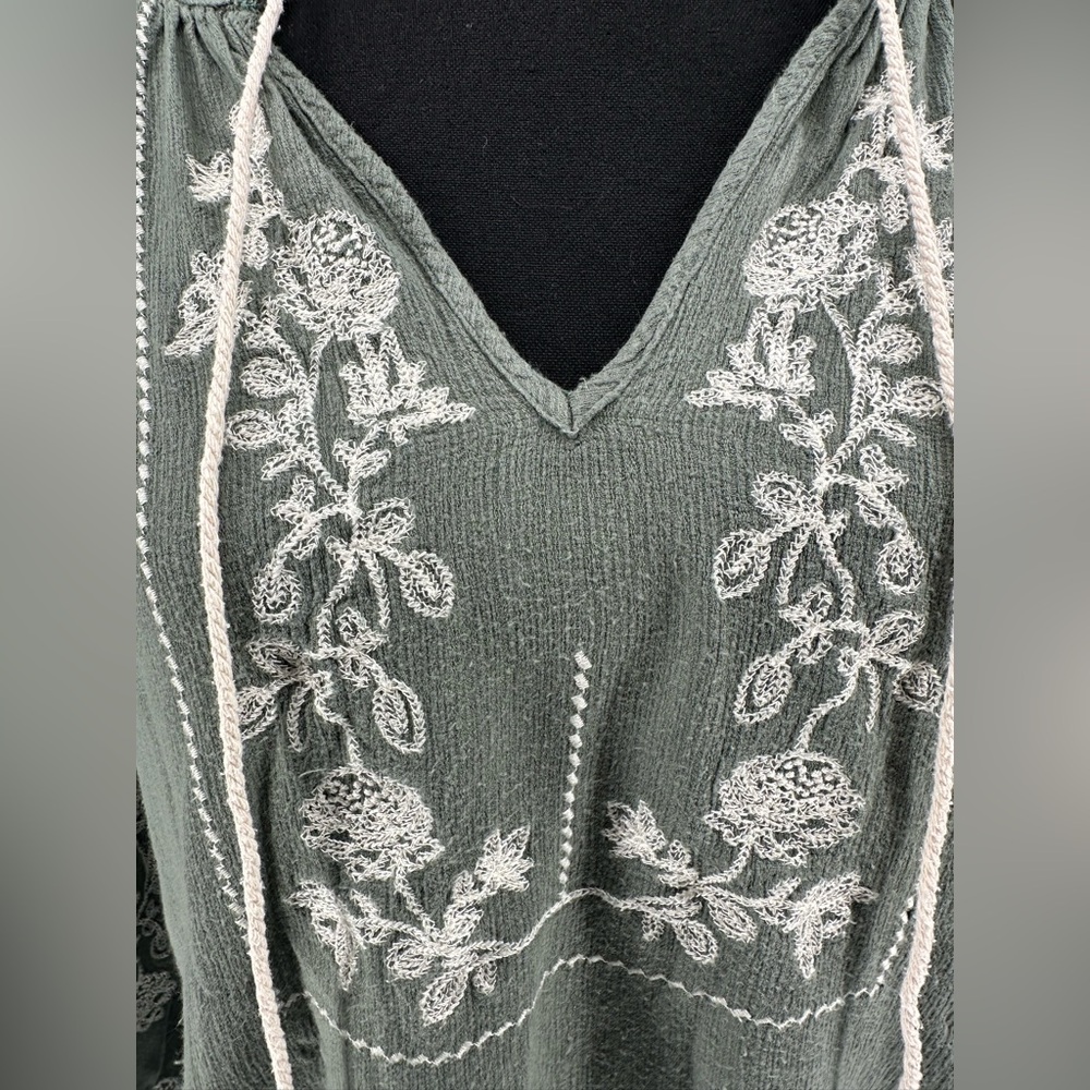 Miss Me Embroidered Green Blouse Size S - Picture 10 of 11